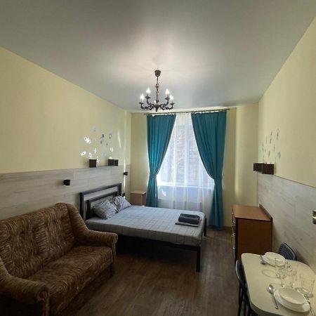 Doba In Ua Studio Irpin Apartments Luaran gambar
