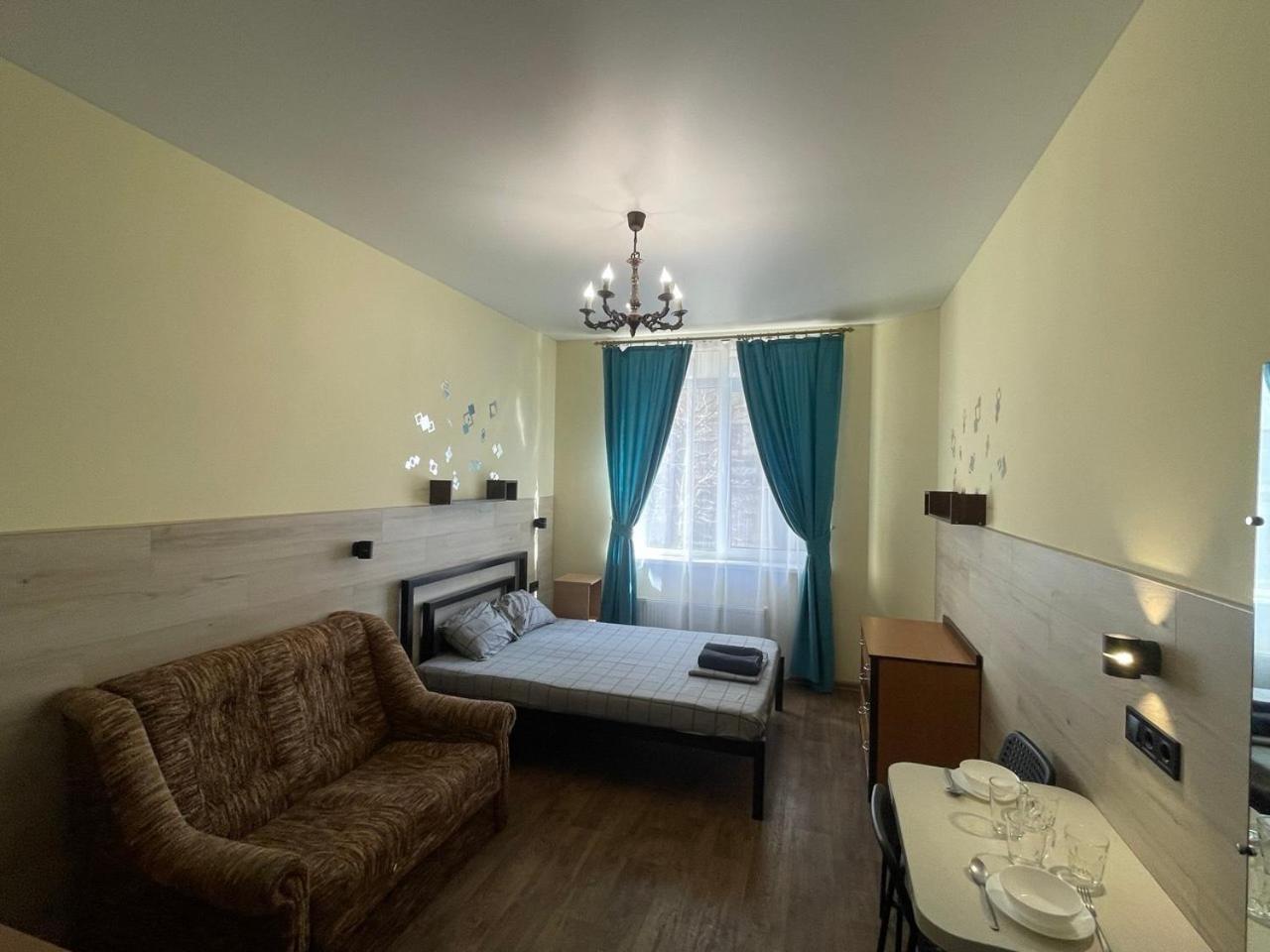 Doba In Ua Studio Irpin Apartments Luaran gambar