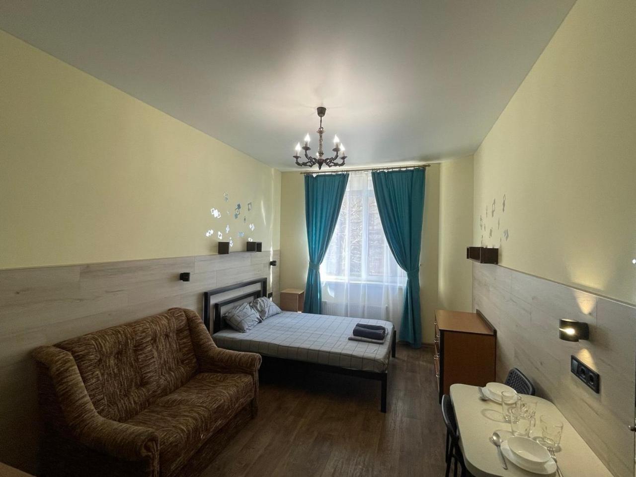 Doba In Ua Studio Irpin Apartments Luaran gambar